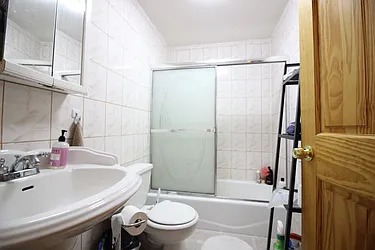 Rented by Bedford 6 Real Estate