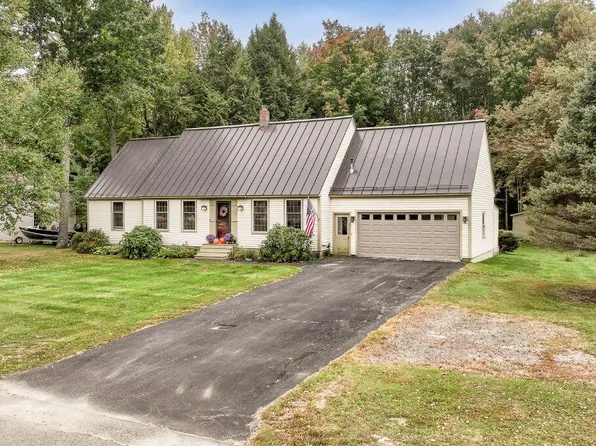 17 Court Street, Winslow, ME 04901