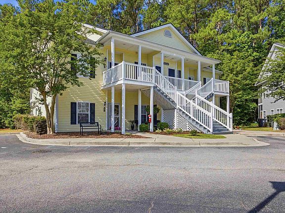 2nd image of 5054 Belleglen Ct. #201