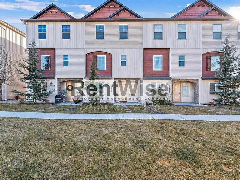 8732 W Pine Valley Ln — Photo 3