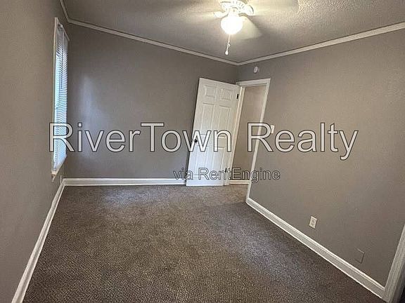 3rd image of 3590 Bowen Ave