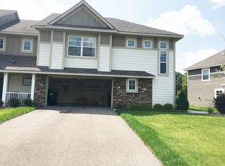 1108 Station Trl, Eagan, MN 55123