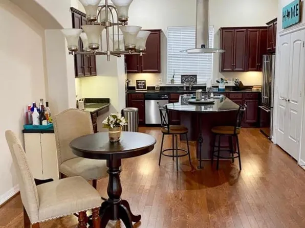 1166 Hempstead Villa Ln, Houston, TX 77008