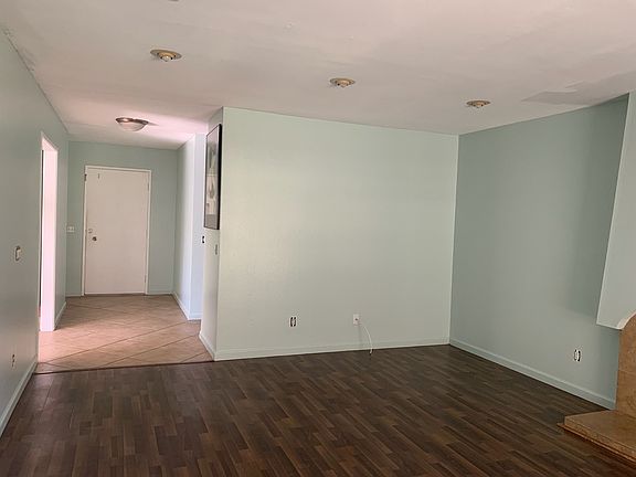 3rd image of 2712 Thunder Dr