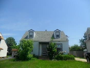 1st image of 891 E 207th St