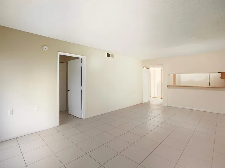 959 Lake Terry Dr #B — Photo 18
