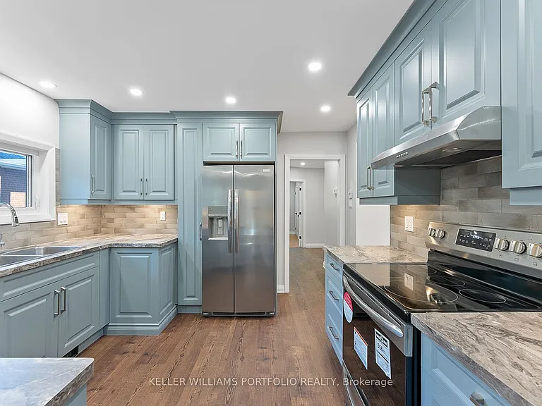 32 Gatesview Ave #UPPER — Photo 22