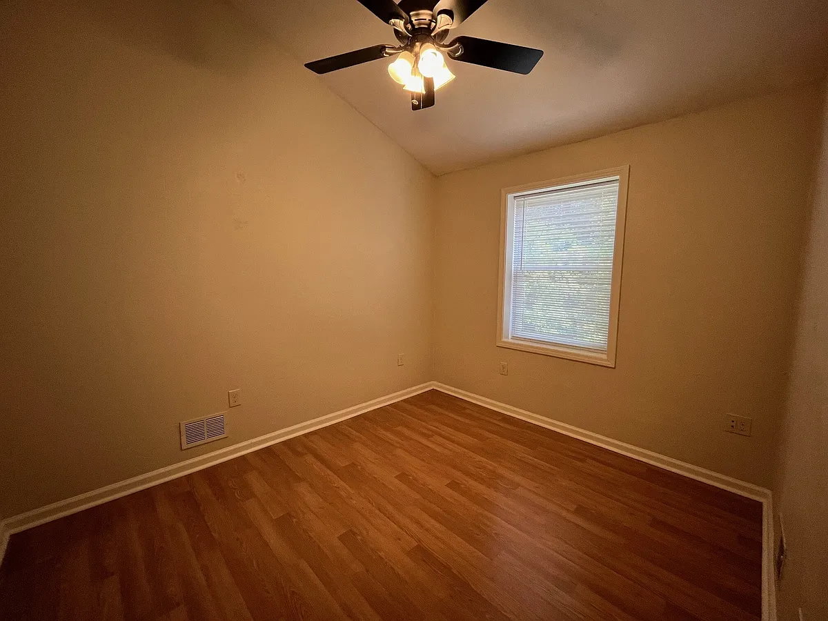Building Photo - 5117 Cypress St #5117