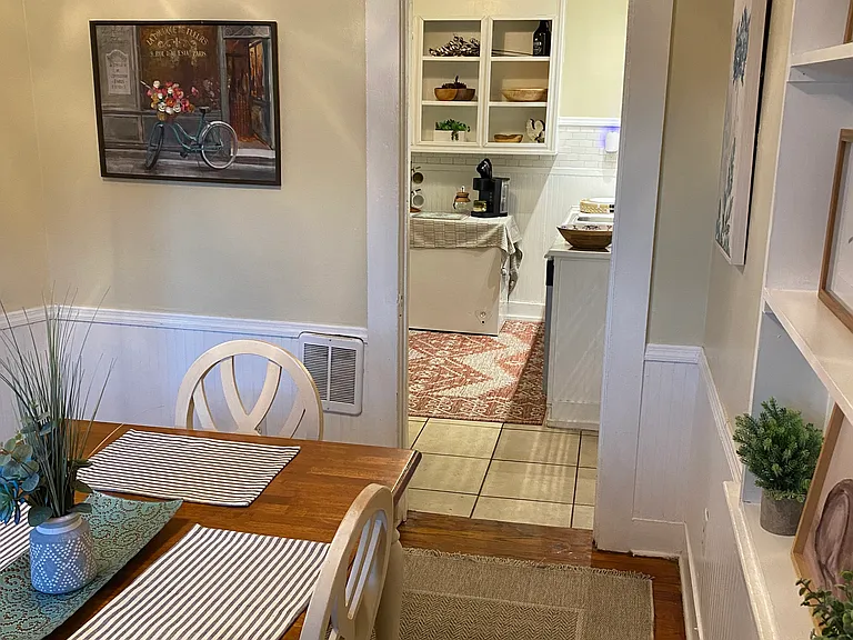 4961 Hyde Ave — Photo 7