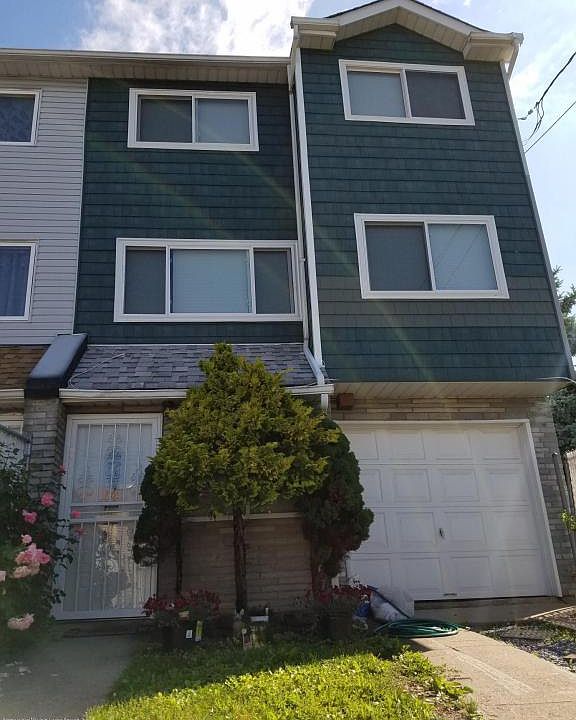 1st image of 73 Navesink Pl