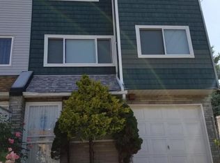 73 Navesink Pl, Staten Island, NY 10306