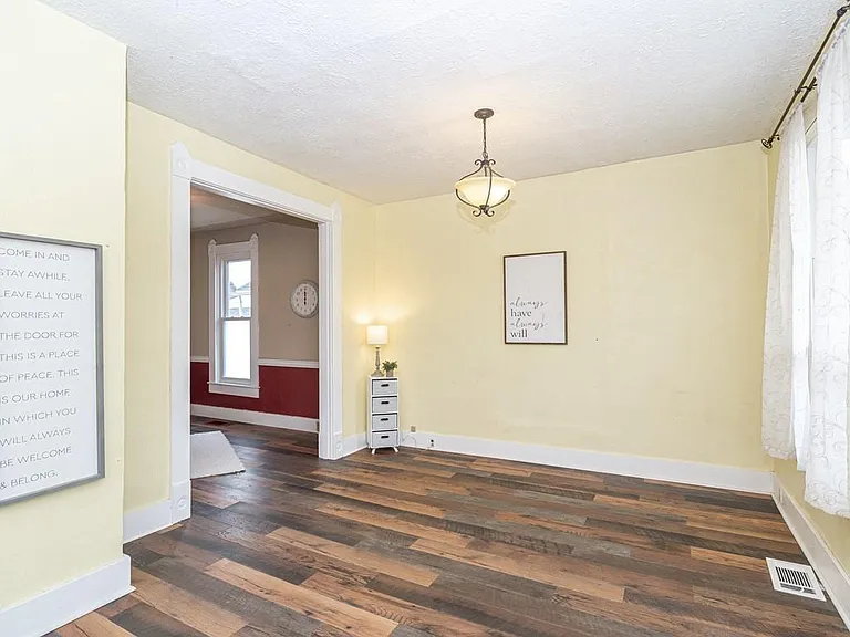 70 Washington Ave — Photo 13