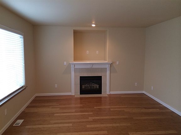 4th image of 8115 146th St E
