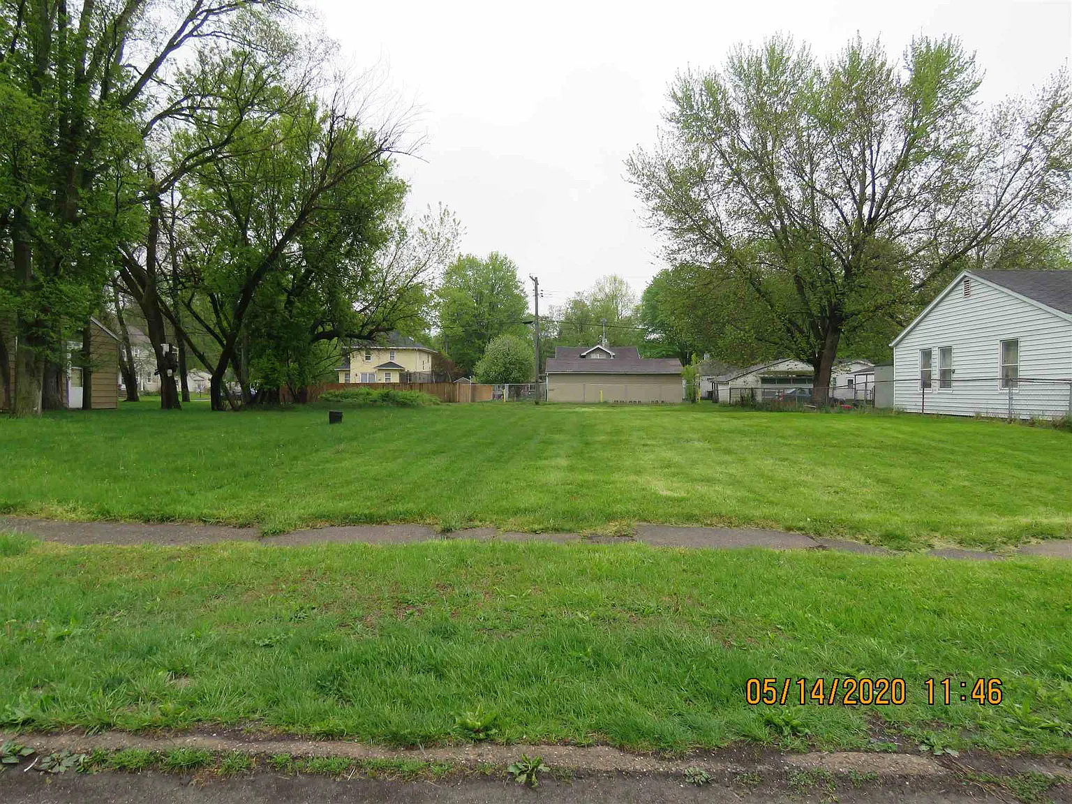 1006 Beale St photo 1