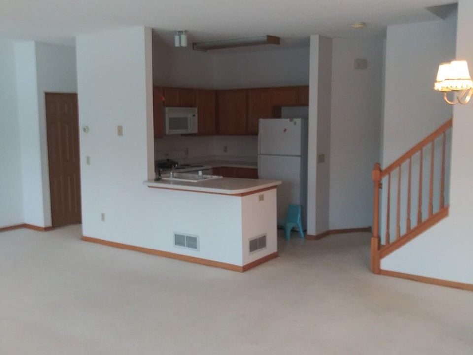 2nd image of 537 Woodduck Dr Unit C