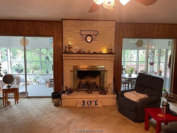 2nd image of 40 Tonkawa Dr
