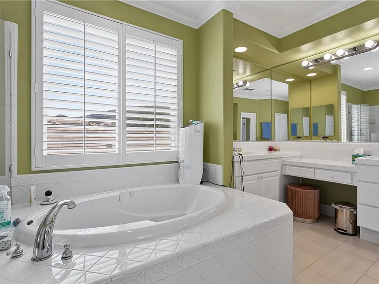 4459 Putting Green Dr — Photo 50