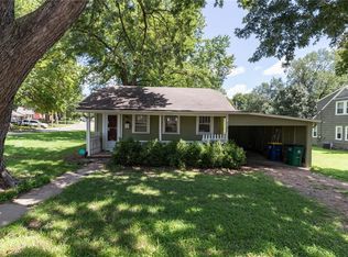 5101 Fontana St, Roeland Park, KS 66205