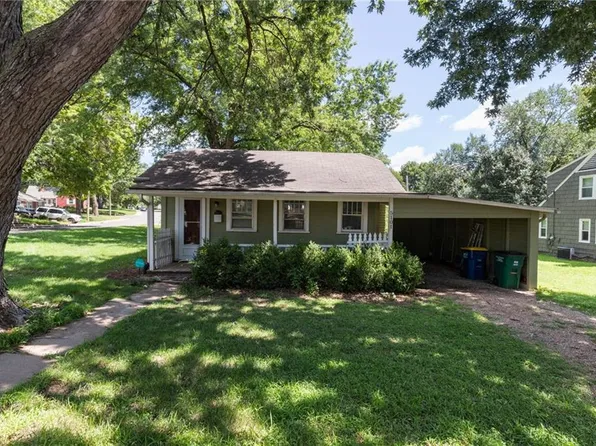 5101 Fontana St, Roeland Park, KS 66205