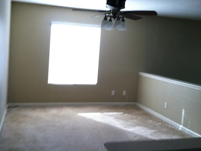 3337 W Tyler Ave — Photo 2