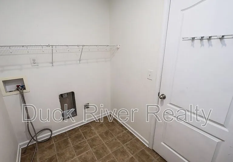 2207 Carpenter Bee Dr — Photo 14