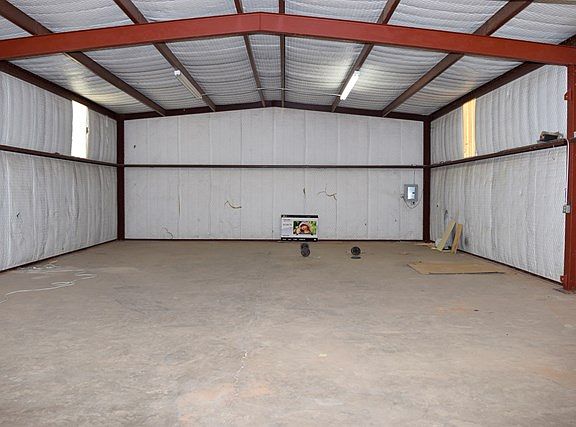 4th image of 4003 N County Road 1247