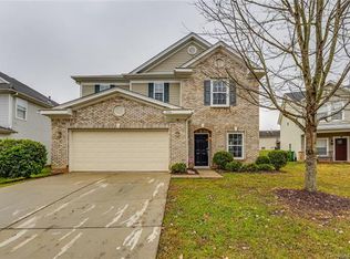 2914 Glazer Valley Ct, Charlotte, NC 28214