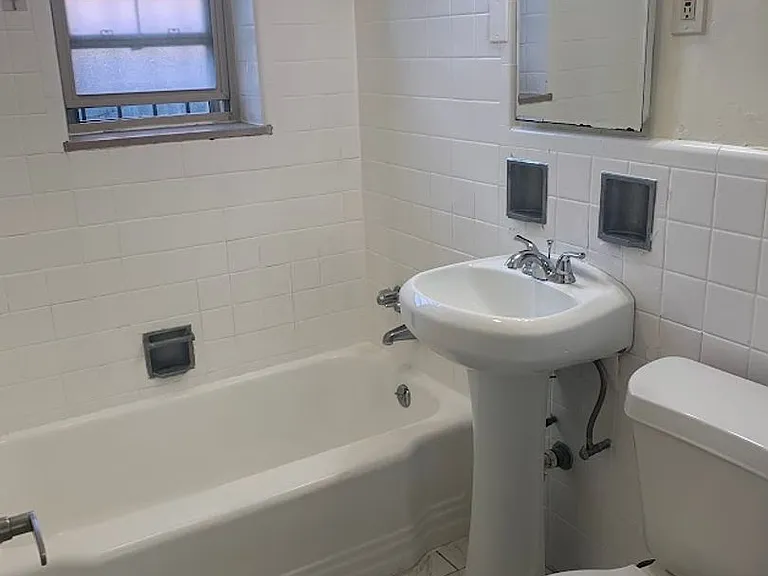 5506 Fifth Avenue — Photo 11
