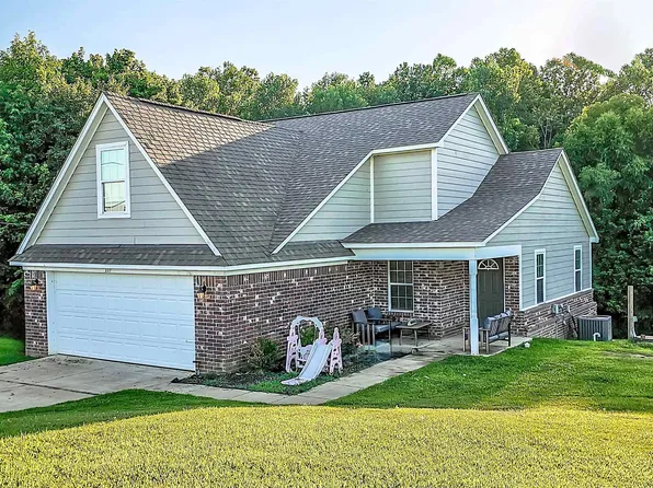 227 Richardson Lake Dr, Drummonds, TN 38023