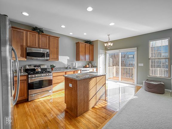 3rd image of 220 Comstock Dr #220