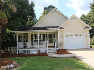 106 Oak Park Dr, Benson, NC 27504
