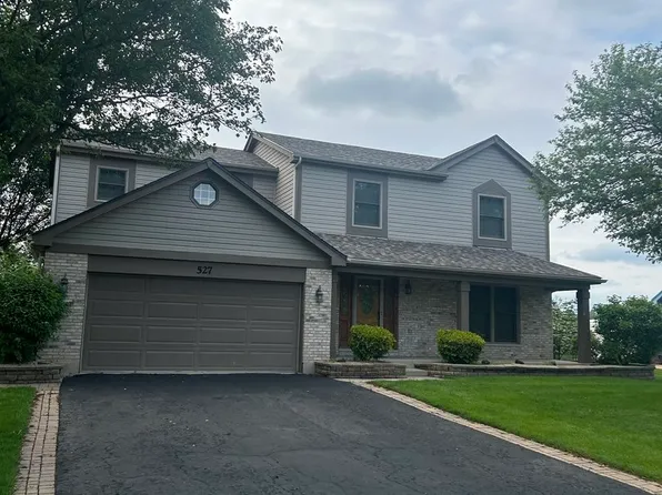 527 Springwood Ln, Bolingbrook, IL 60440