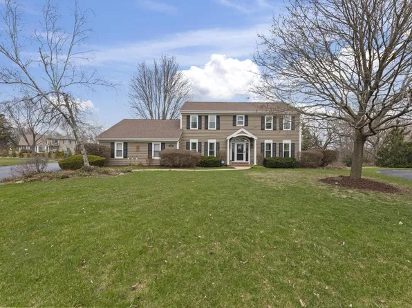 W237N3188 Littlefield COURT, Pewaukee, WI 53072