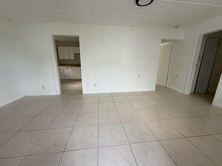 3705 SW 13th Ct #1-5 — Photo 11
