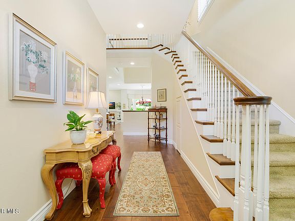 3rd image of 3227 Bayshore Dr