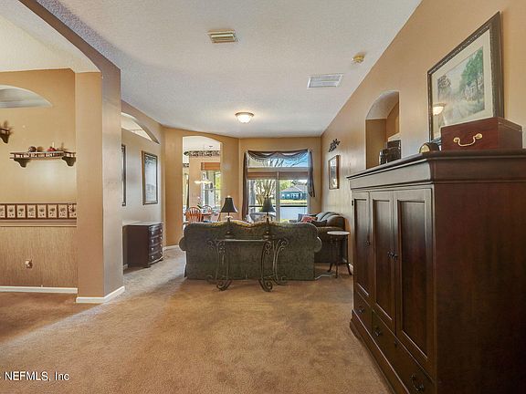 4th image of 204 LIGE BRANCH Lane