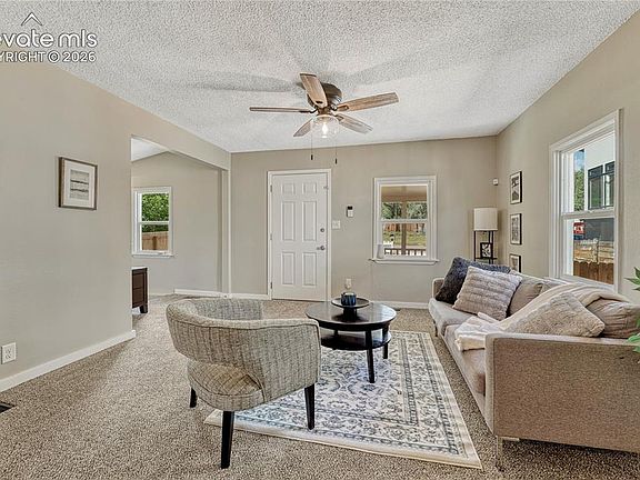 4th image of 1027 Race St