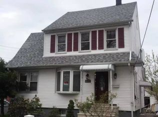 8829 249th St, Bellerose, NY
