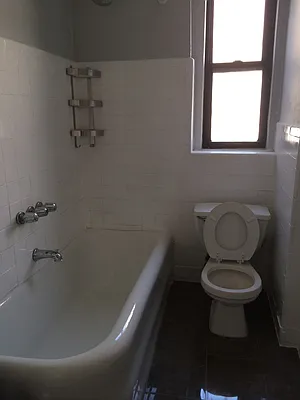 Rented by Lang Realty LLC | media 1