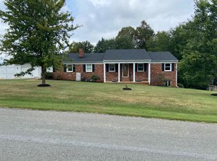135 Glenacre Dr, Rustburg, VA 24588