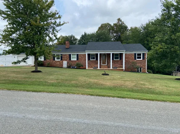 135 Glenacre Dr, Rustburg, VA 24588