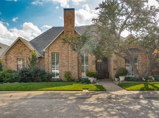 5924 Fallsview Ln, Dallas, TX 75252