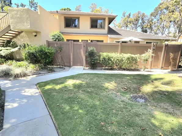 624 Thoreau Ln, Ventura, CA 93003