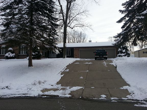 2nd image of 10837 Wonderland Dr