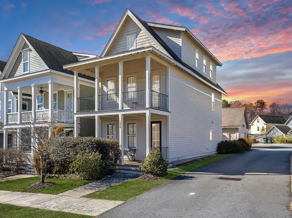 1668 Great Ridge Pkwy, Chapel Hill, NC 27516