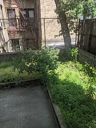 Rented by RealTegrity NY LLC