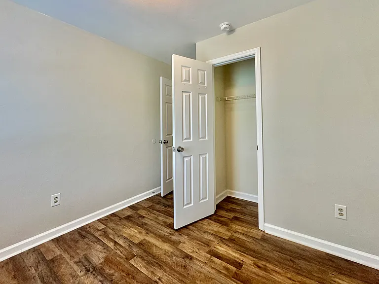 2906 Cara Ct — Photo 26
