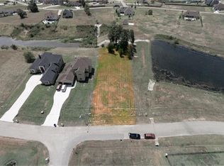 11676 Grand Pine Dr, Montgomery, TX 77356