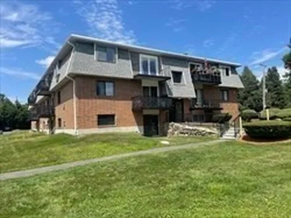176 Maple Ave APT 2-38, Rutland, MA 01543