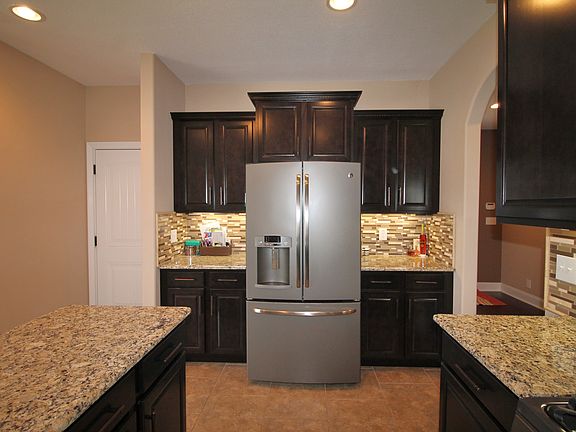 2nd image of 216 Fantasia Way